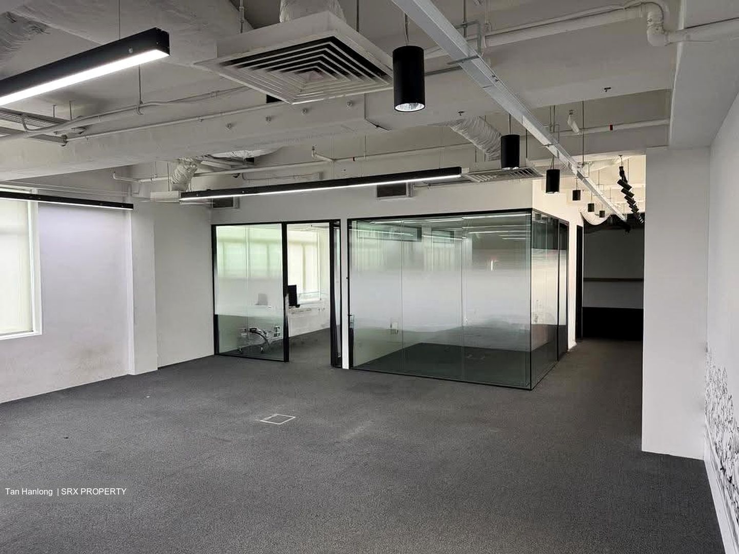 Macdonald House (D9), Office #632357441